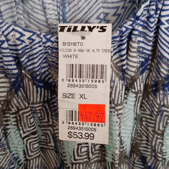 Volcom dress - Picture 4 of 4